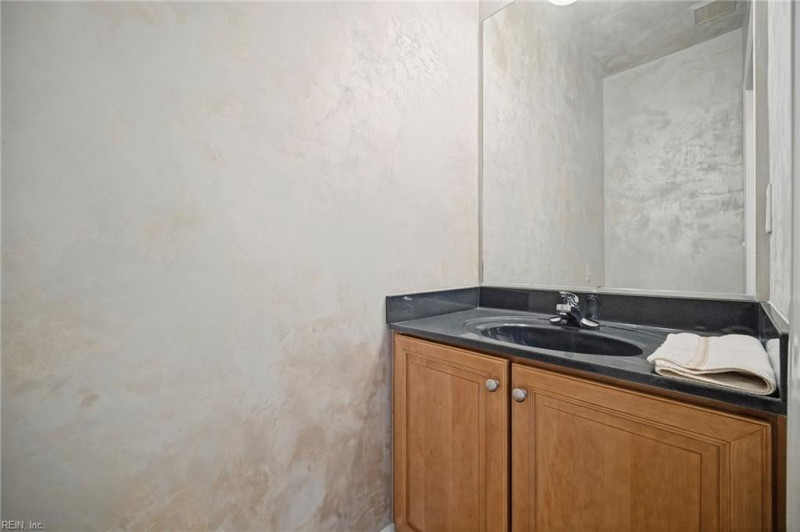 Photo 22 of 50 residential for sale in Chesapeake virginia