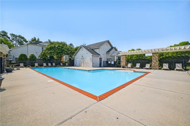 Photo 35 of 50 residential for sale in Chesapeake virginia