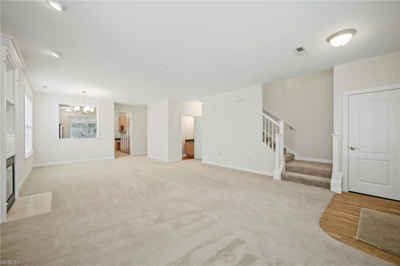 Photo 4 of 50 residential for sale in Chesapeake virginia