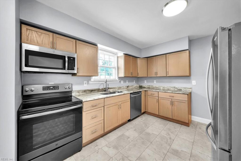 Photo 10 of 43 residential for sale in Chesapeake virginia Photo 10 of 43 residential for sale in Chesapeake virginia