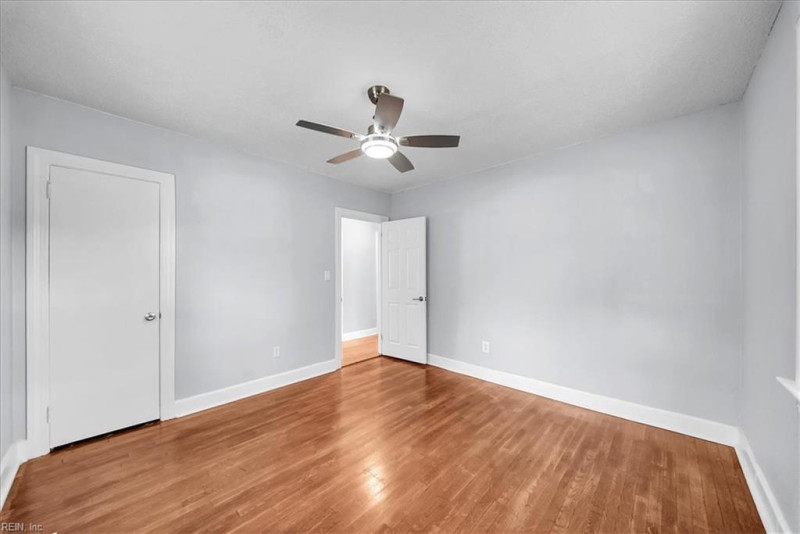 Photo 18 of 43 residential for sale in Chesapeake virginia Photo 18 of 43 residential for sale in Chesapeake virginia
