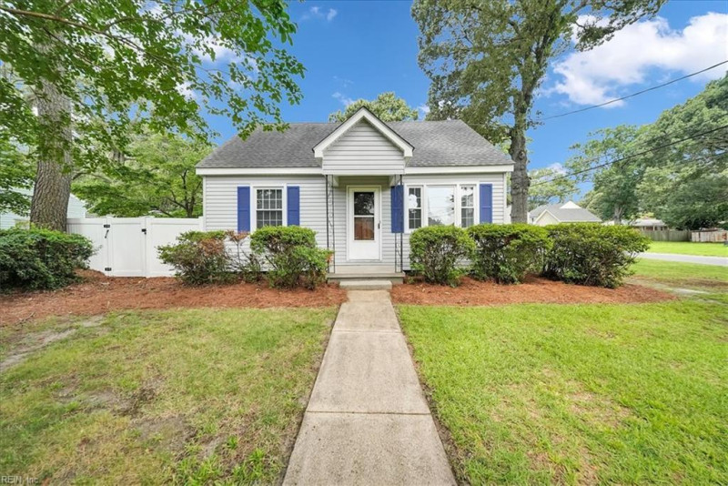 Photo 2 of 43 residential for sale in Chesapeake virginia Photo 2 of 43 residential for sale in Chesapeake virginia