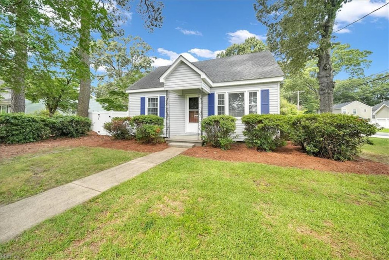 Photo 3 of 43 residential for sale in Chesapeake virginia Photo 3 of 43 residential for sale in Chesapeake virginia