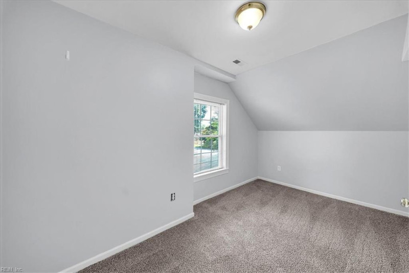 Photo 31 of 43 residential for sale in Chesapeake virginia Photo 31 of 43 residential for sale in Chesapeake virginia