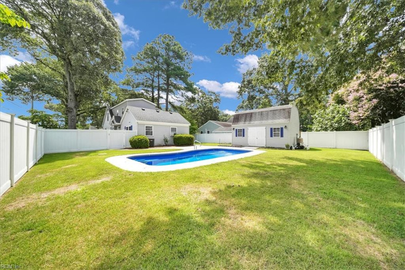 Photo 38 of 43 residential for sale in Chesapeake virginia Photo 38 of 43 residential for sale in Chesapeake virginia