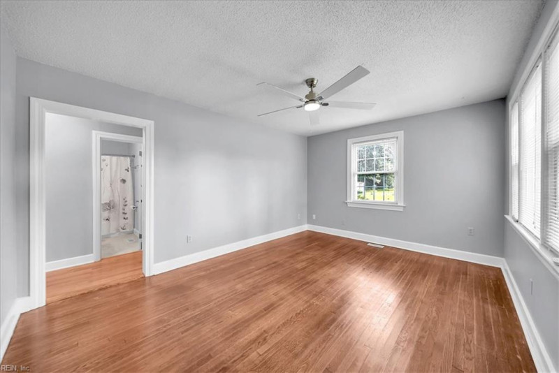 Photo 9 of 43 residential for sale in Chesapeake virginia Photo 9 of 43 residential for sale in Chesapeake virginia