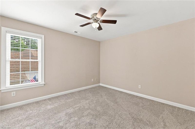 Photo 37 of 50 residential for sale in York County virginia