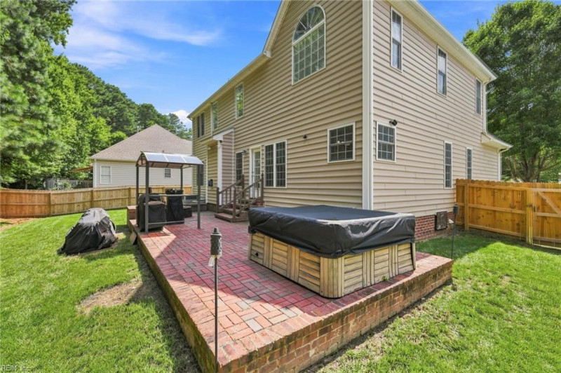 Photo 44 of 50 residential for sale in York County virginia