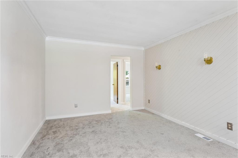 Photo 14 of 32 residential for sale in Newport News virginia