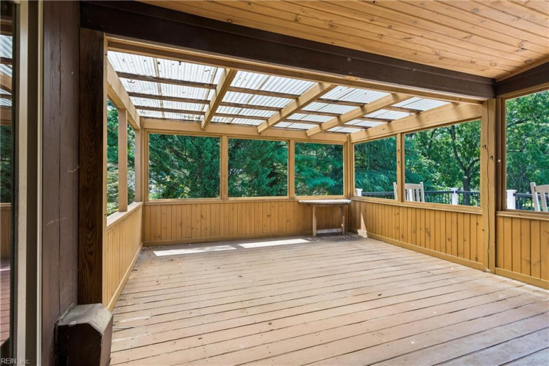 Photo 26 of 32 residential for sale in Newport News virginia