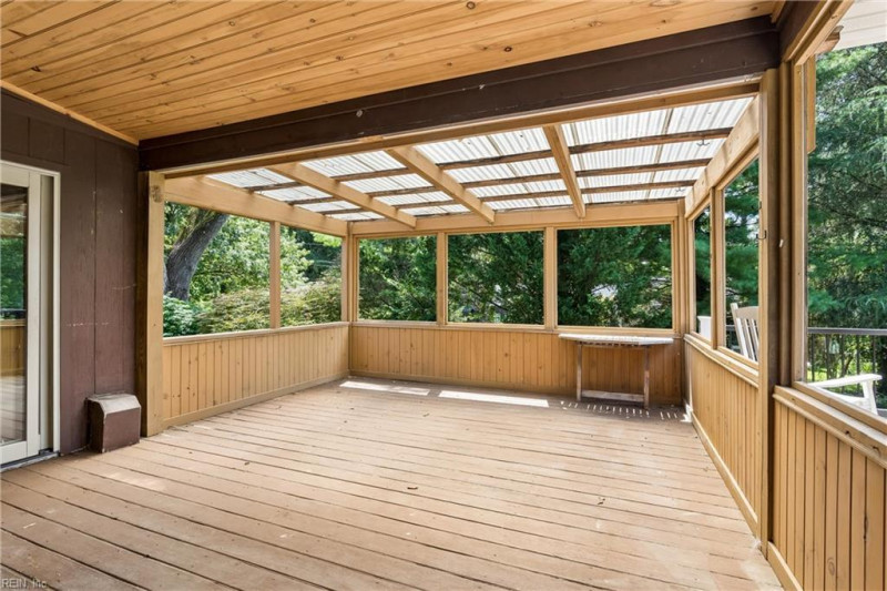 Photo 27 of 32 residential for sale in Newport News virginia