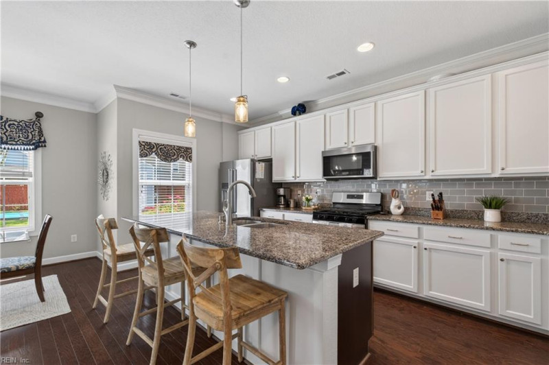 Photo 15 of 49 residential for sale in Virginia Beach virginia