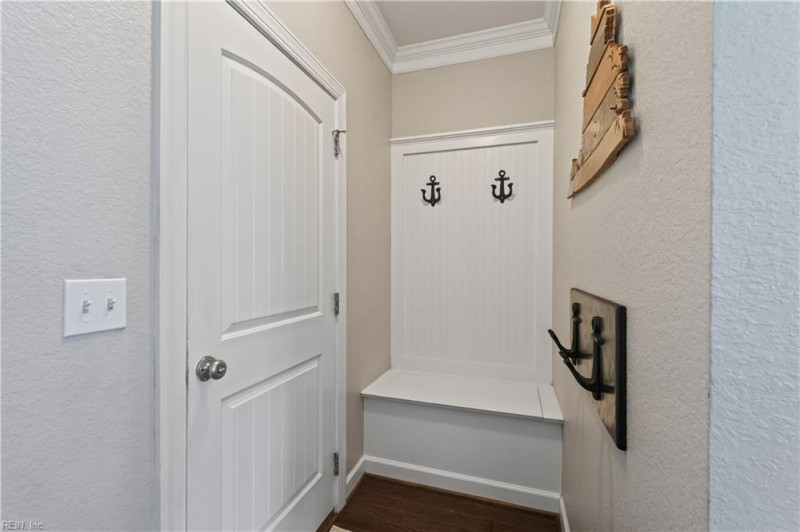 Photo 18 of 49 residential for sale in Virginia Beach virginia