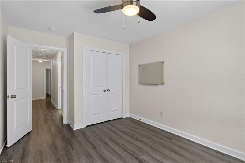 Photo 25 of 28 residential for sale in Virginia Beach virginia