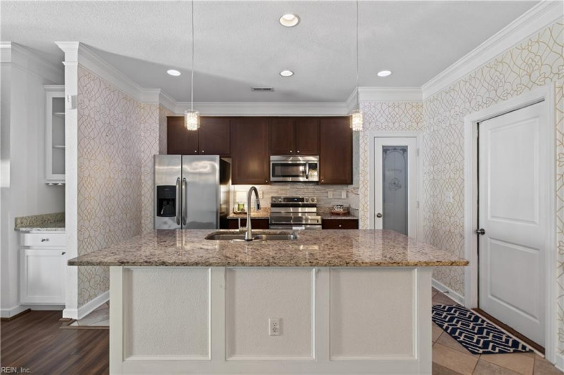 Photo 7 of 28 residential for sale in Virginia Beach virginia