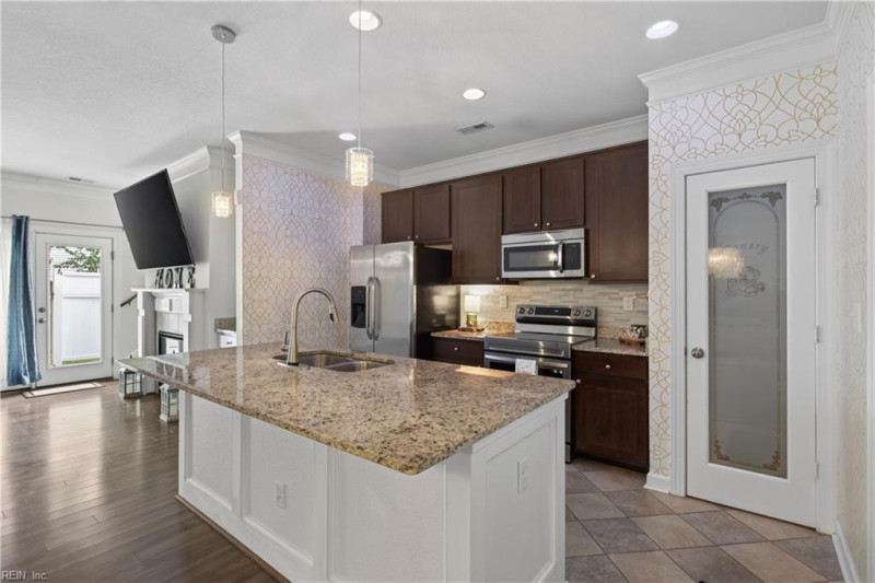 Photo 8 of 28 residential for sale in Virginia Beach virginia