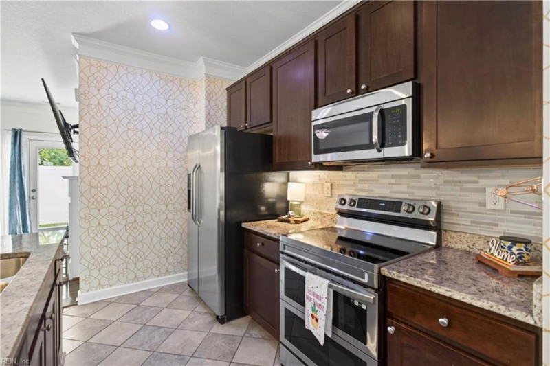 Photo 9 of 28 residential for sale in Virginia Beach virginia
