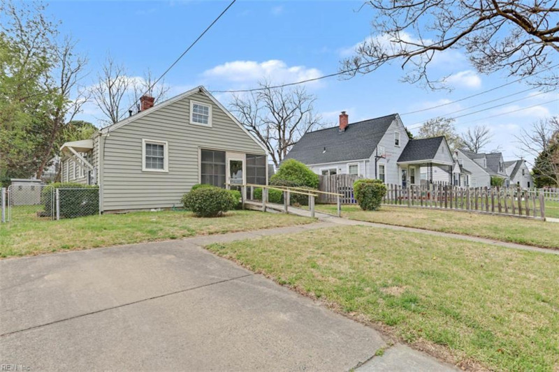Photo 2 of 28 residential for sale in Norfolk virginia Photo 2 of 28 residential for sale in Norfolk virginia