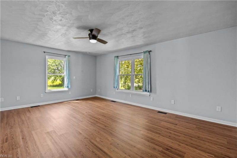 Photo 13 of 46 residential for sale in Chesapeake virginia Photo 13 of 46 residential for sale in Chesapeake virginia