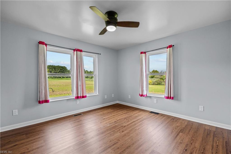 Photo 19 of 46 residential for sale in Chesapeake virginia Photo 19 of 46 residential for sale in Chesapeake virginia
