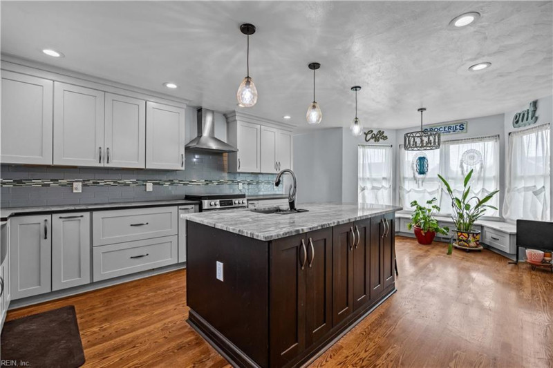 Photo 8 of 46 residential for sale in Chesapeake virginia Photo 8 of 46 residential for sale in Chesapeake virginia