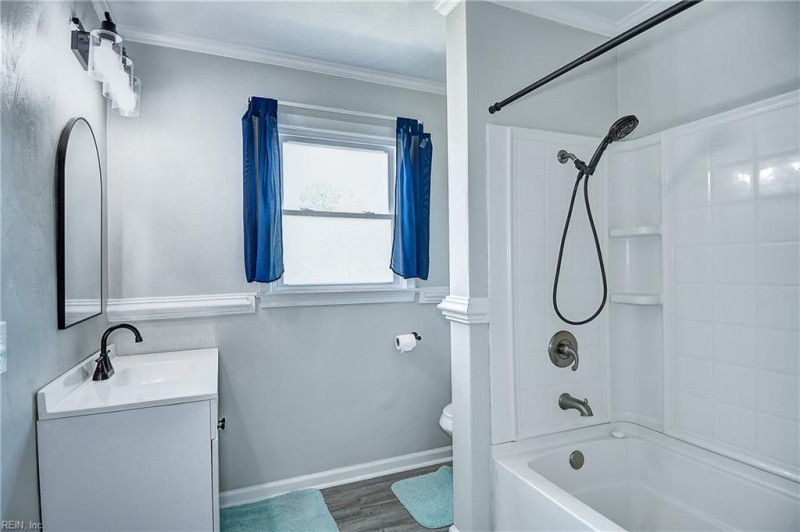 Photo 12 of 48 residential for sale in Virginia Beach virginia