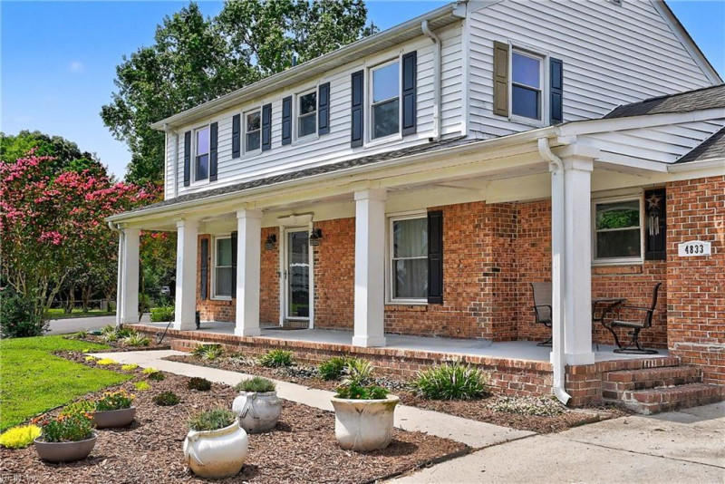 Photo 4 of 48 residential for sale in Virginia Beach virginia