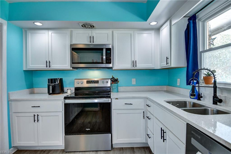 Photo 6 of 48 residential for sale in Virginia Beach virginia