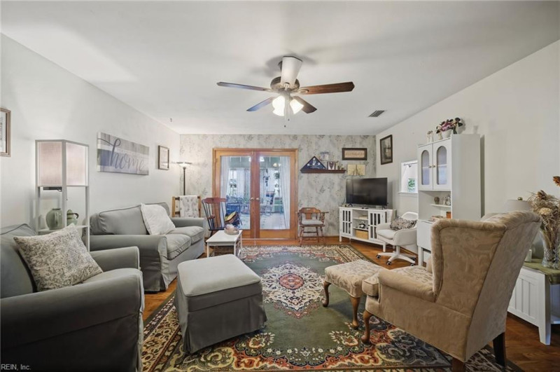 Photo 6 of 50 residential for sale in Virginia Beach virginia Photo 6 of 50 residential for sale in Virginia Beach virginia