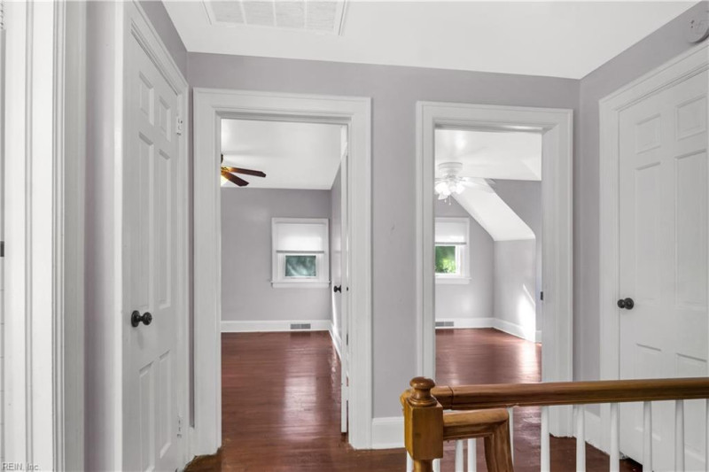 Photo 23 of 34 residential for sale in Portsmouth virginia