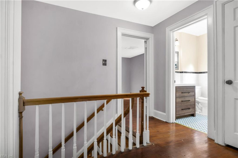 Photo 7 of 34 residential for sale in Portsmouth virginia