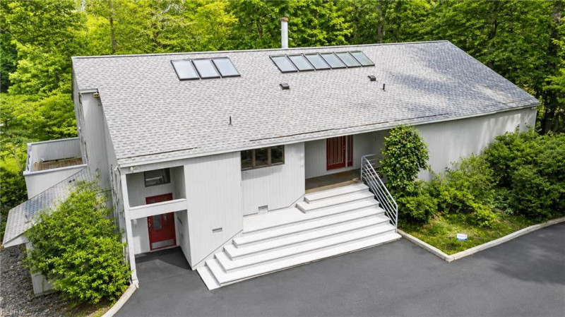 Photo 1 of 50 residential for sale in Gloucester County virginia