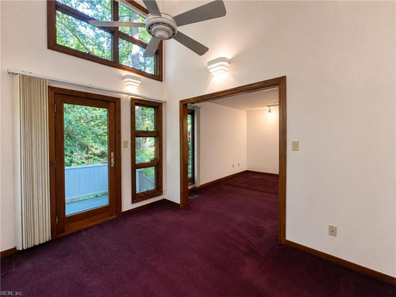 Photo 15 of 50 residential for sale in Gloucester County virginia