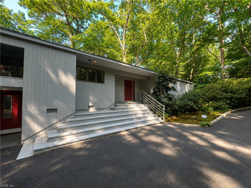 Photo 40 of 50 residential for sale in Gloucester County virginia