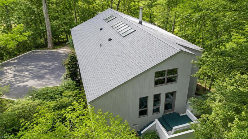 Photo 44 of 50 residential for sale in Gloucester County virginia