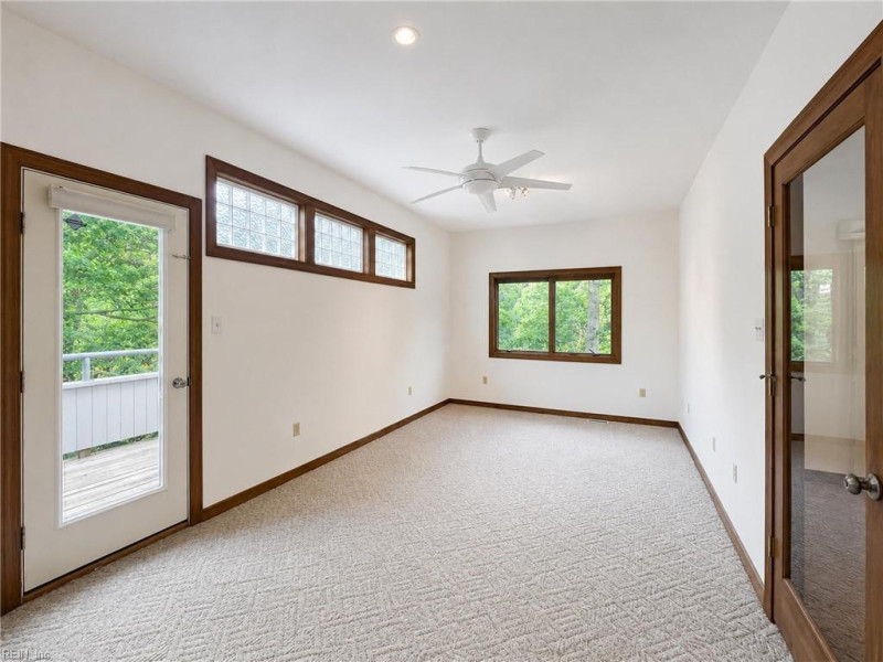 Photo 9 of 50 residential for sale in Gloucester County virginia