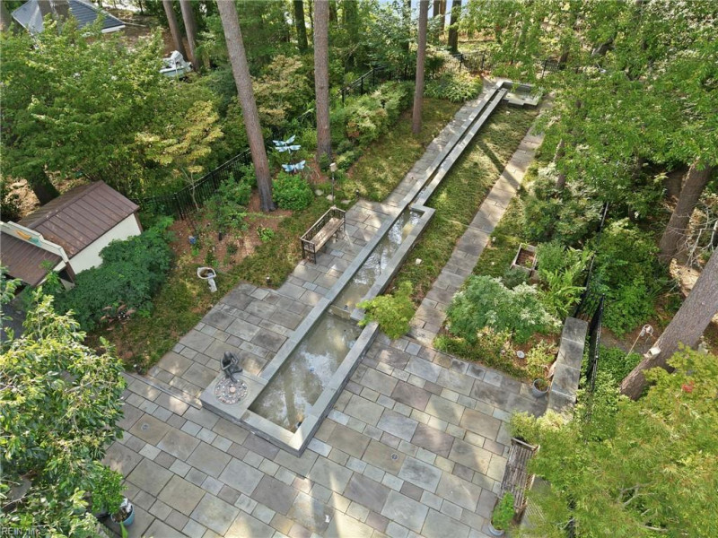 Photo 13 of 50 residential for sale in Virginia Beach virginia