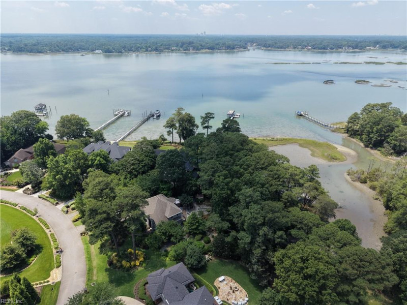 Photo 16 of 50 residential for sale in Virginia Beach virginia