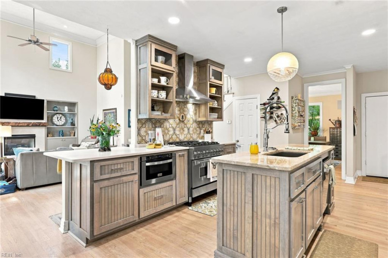 Photo 33 of 50 residential for sale in Virginia Beach virginia