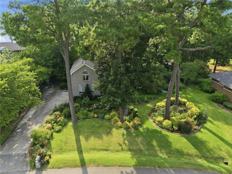 Photo 5 of 50 residential for sale in Virginia Beach virginia