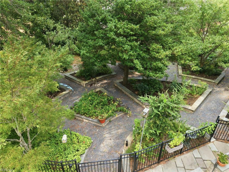 Photo 8 of 50 residential for sale in Virginia Beach virginia