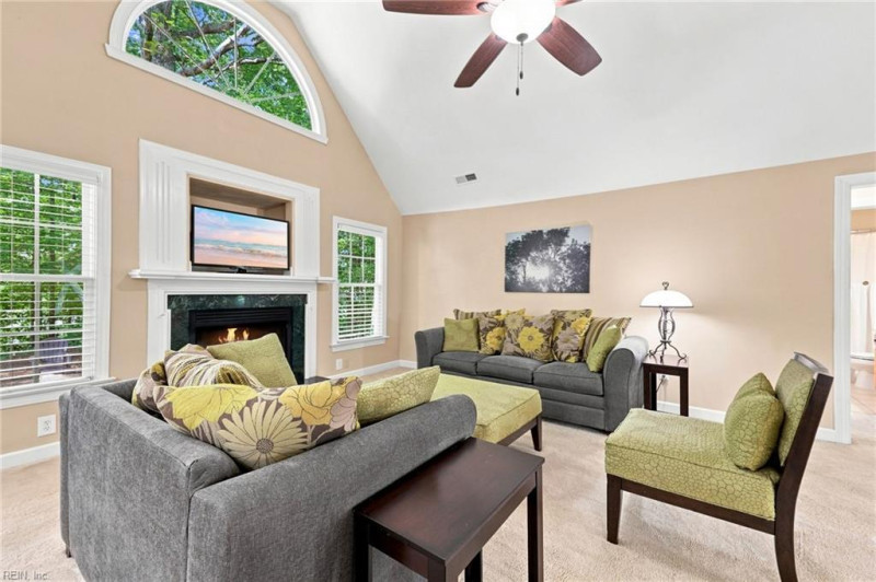 Photo 11 of 50 residential for sale in Suffolk virginia