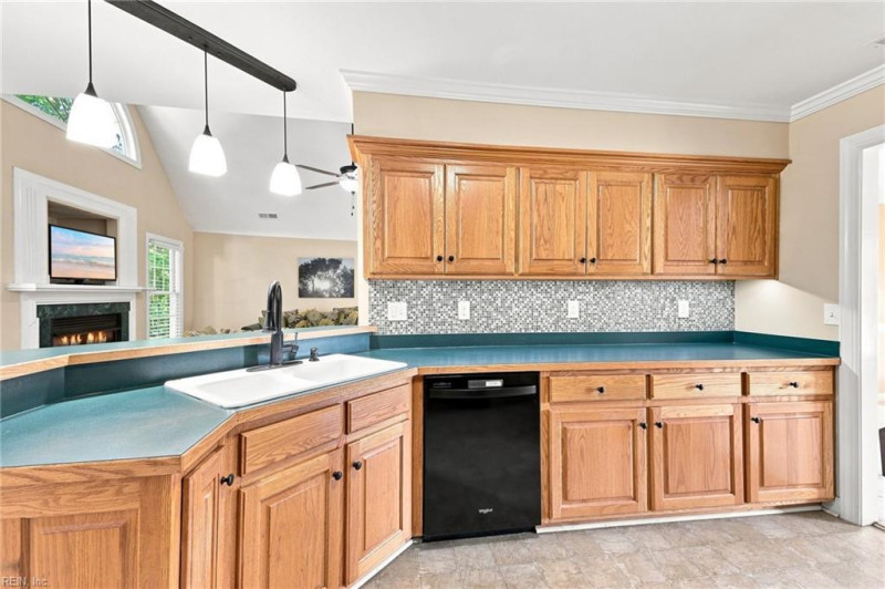 Photo 18 of 50 residential for sale in Suffolk virginia