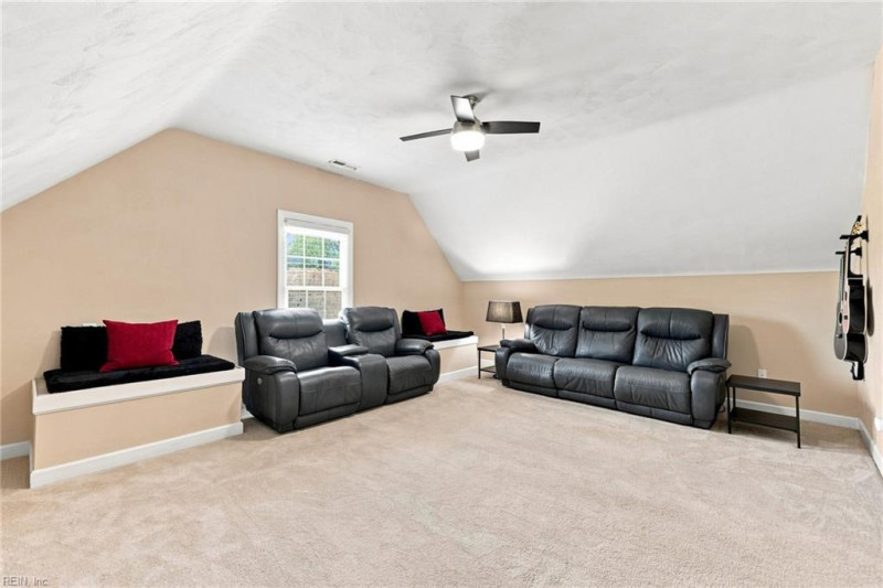Photo 37 of 50 residential for sale in Suffolk virginia