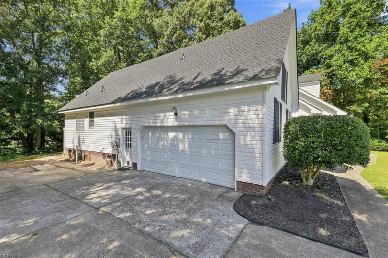 Photo 47 of 50 residential for sale in Suffolk virginia