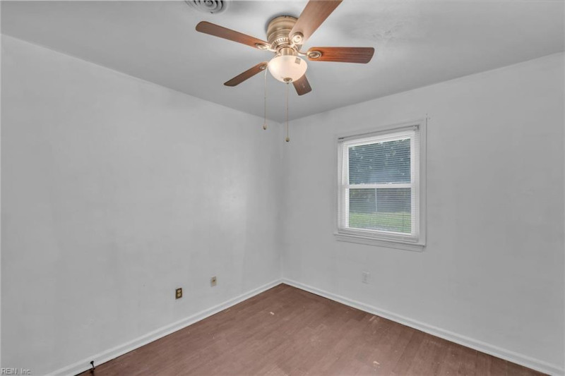 Photo 35 of 48 residential for sale in Chesapeake virginia Photo 35 of 48 residential for sale in Chesapeake virginia