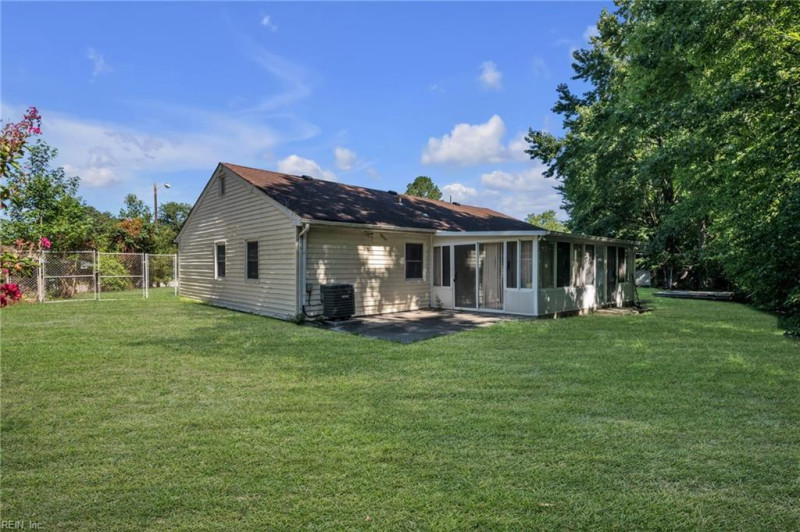 Photo 4 of 48 residential for sale in Chesapeake virginia Photo 4 of 48 residential for sale in Chesapeake virginia