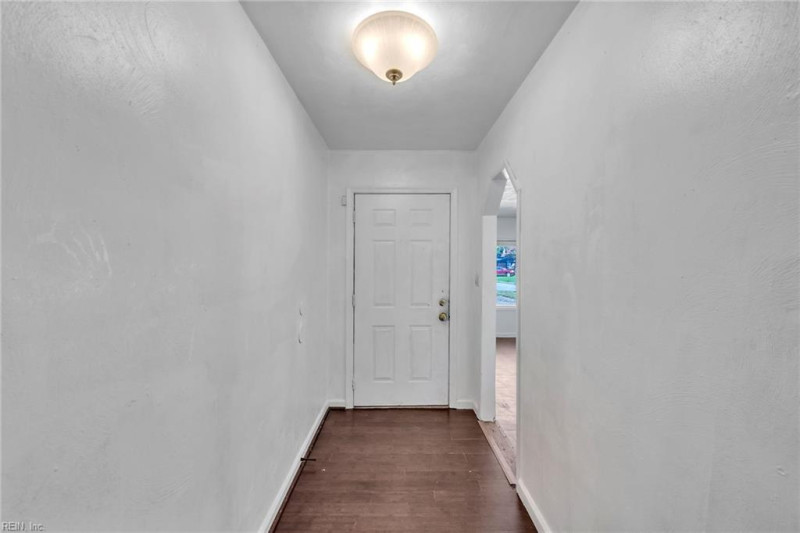 Photo 9 of 48 residential for sale in Chesapeake virginia Photo 9 of 48 residential for sale in Chesapeake virginia