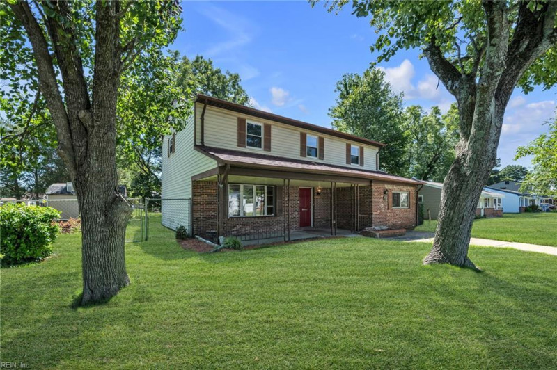 Photo 2 of 49 residential for sale in Chesapeake virginia