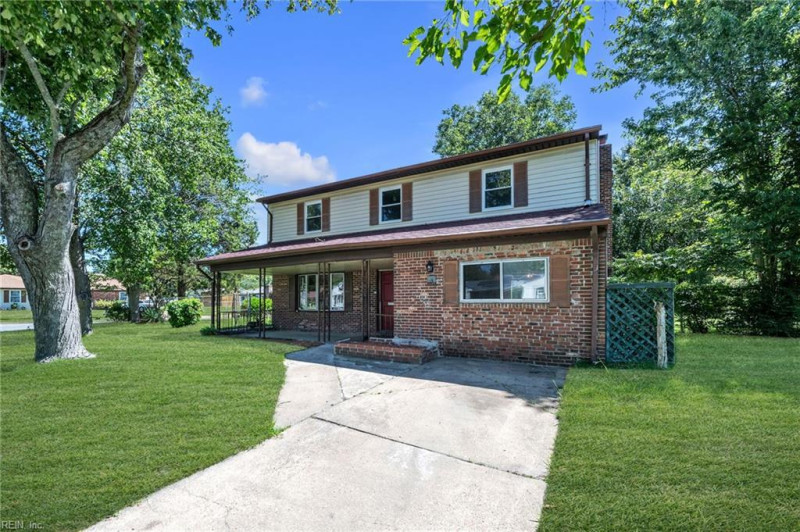 Photo 3 of 49 residential for sale in Chesapeake virginia